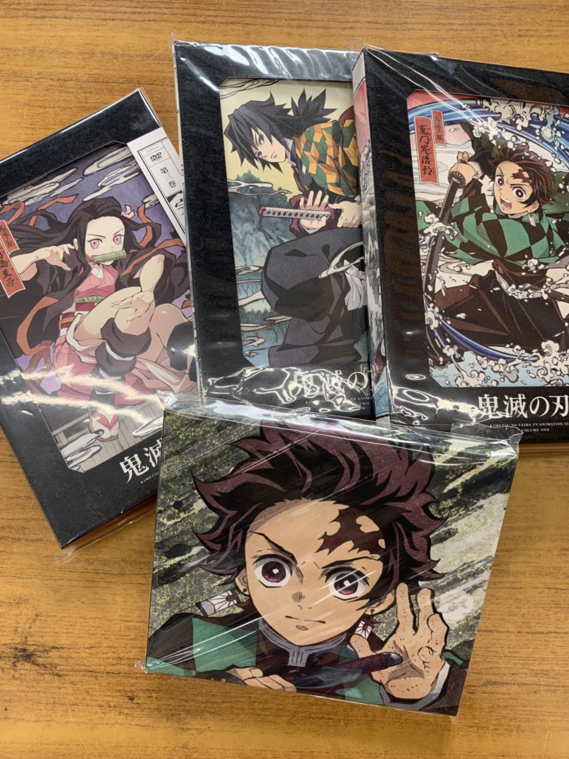 Cd Dvd 10 23 買取入荷情報です デイヴィッドリンチblu Raybox モンスター娘のいる日常blu Ray全巻 鬼滅の刃dvd Cd 等々 浪漫遊 松阪店