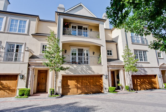 Luxury Townhomes