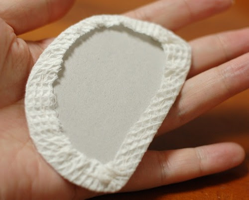 Making sloth bib 3