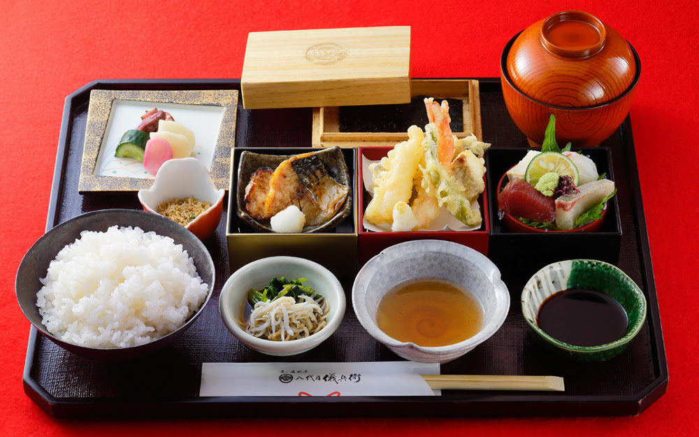 お昼のメニュー 京都 祇園 米料亭 八代目儀兵衛