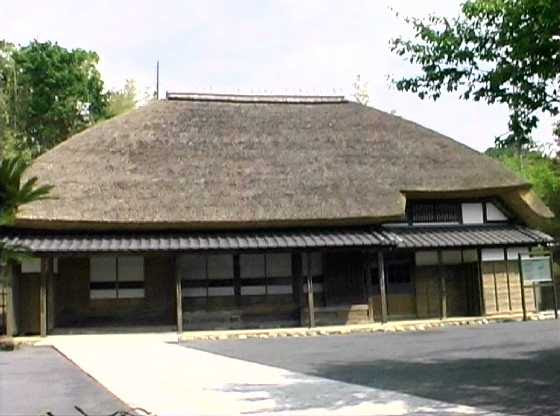 実例に見る茅葺き屋根 職人と予算
