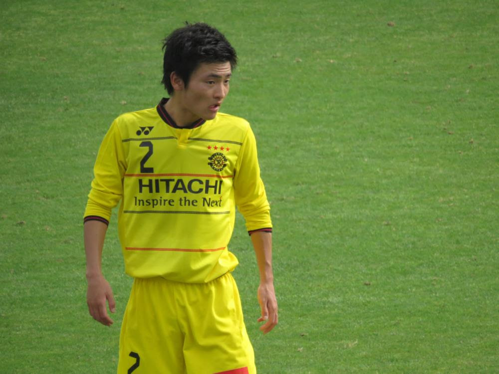 進路情報16流通経済大学 アカデミーのgkオビンナ 柏レイソルu 18の熊川 流通経済柏のdf本村などが加入 サカスタu １８