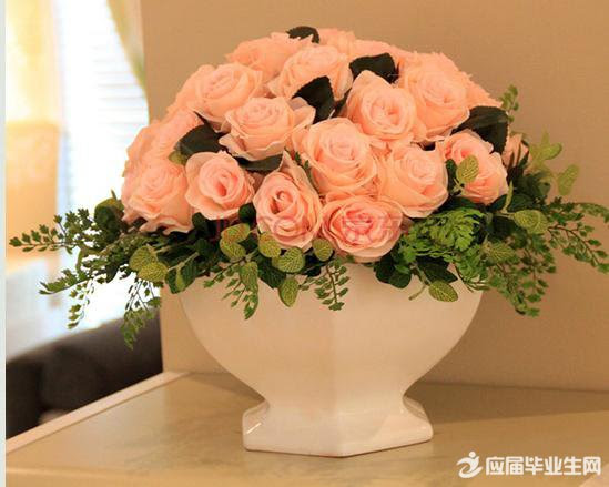 玫瑰花怎么插花好看 范文118