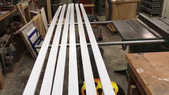 How To Do Chair Rail / Diy Chair Rail Molding Box Trim Classy Clutter - The first step in learning how to install a chair rail is to lay out rail height.