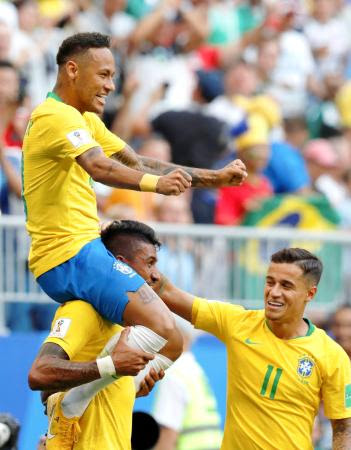 ブラジルがベスト８進出 ｗ杯決勝ｔ メキシコに２ ０ ｗ杯速報ニュース 18 Fifaワールドカップ W杯 ロシア大会 中日新聞 Chunichi Web