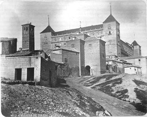 Alcázar y San Miguel el Alto en el siglo XIX. Fotografía de Casiano Alguacil