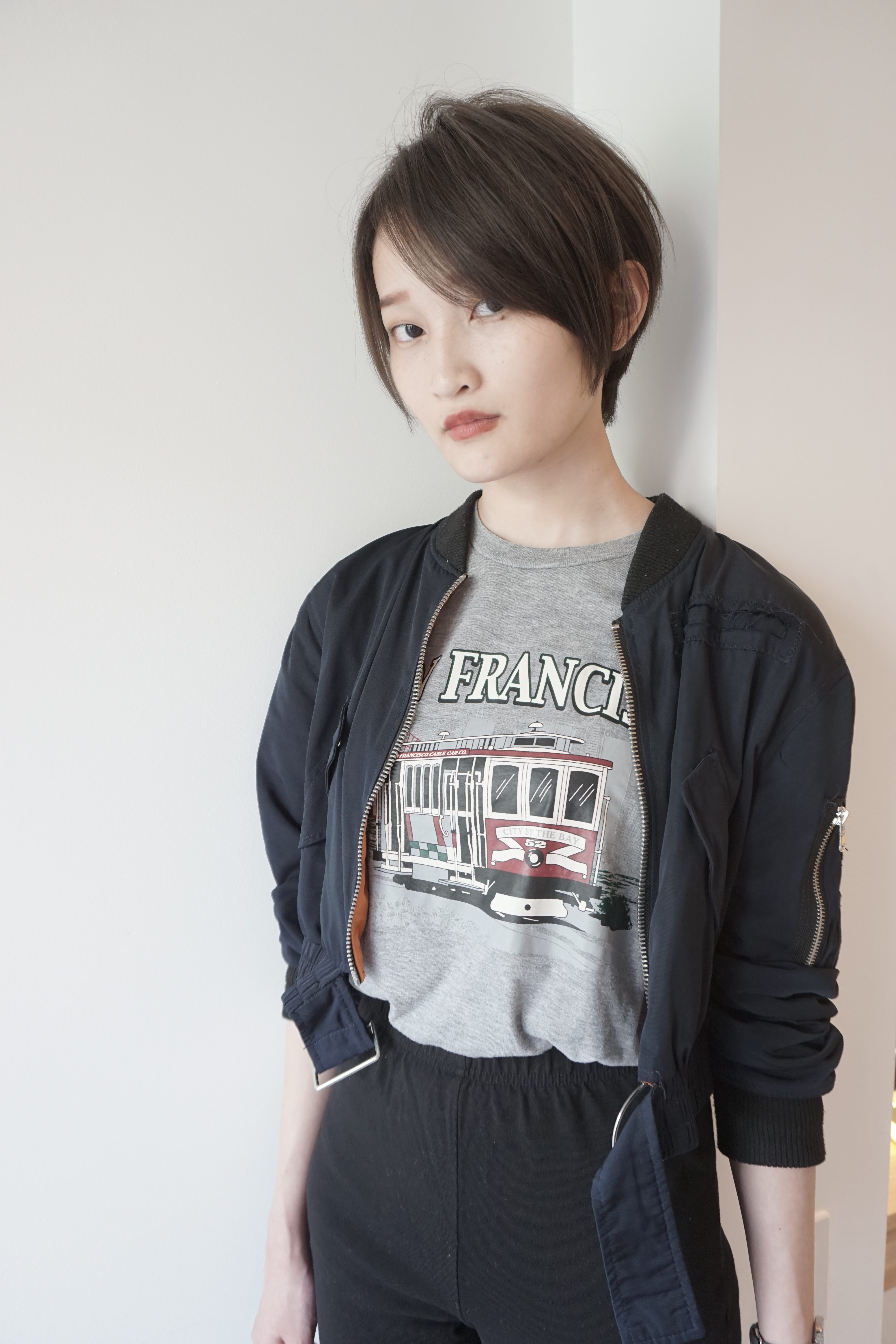 暗めグレーアッシュの大人ショート Percent パーセント 神宮前 渋谷 神南エリアの大人のための美容室