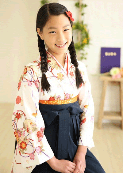 卒業式で袴に合う小学生の髪型は きてみてオアシスどっと混む