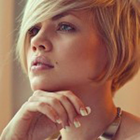 Mittel-Kurze Frisuren für dicke Haare  width=