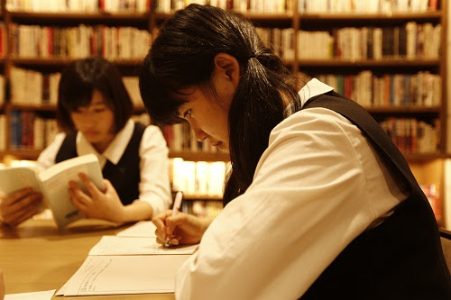 地元高校生的活用術 武雄市図書館 私はたけ推し 武雄市