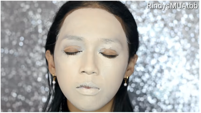 Yuk Tampil Cantik Dengan Makeup Barbie Begini Langkah Langkahnya