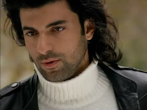 my love engin akyurek 30706905 478 357 Engin Akyurek