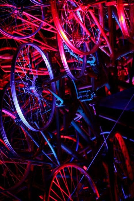 Christmas Tree Made From Bicycles (30 pics)
