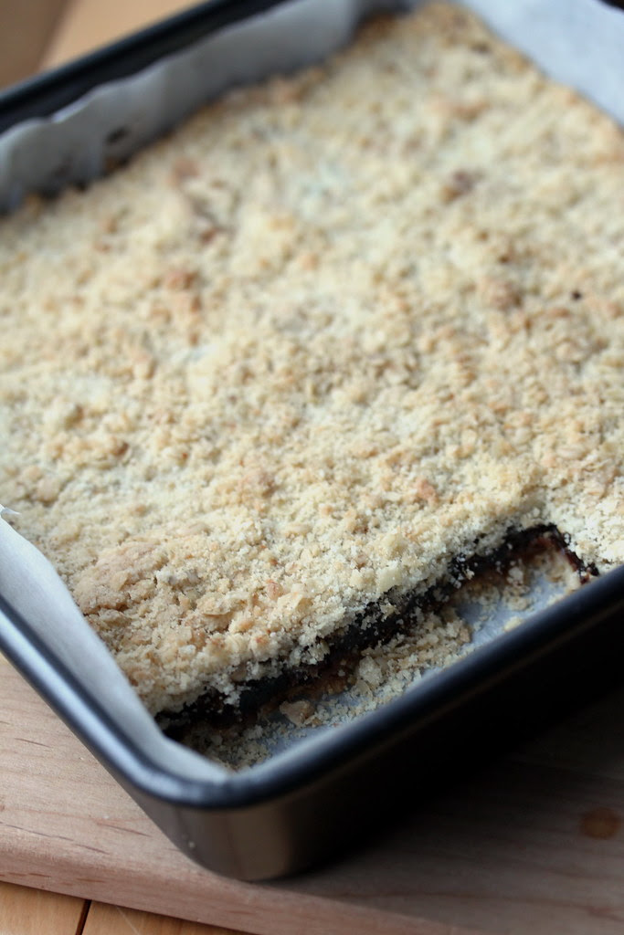 Maple Date Bars