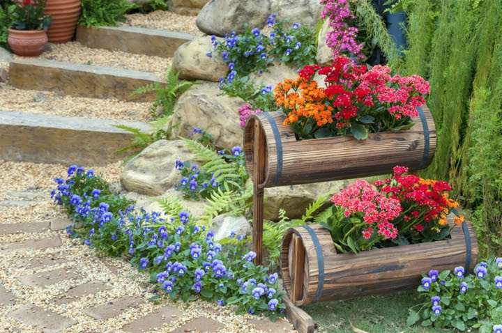 Decorar jardin barato con ideas efectivas de gran belleza