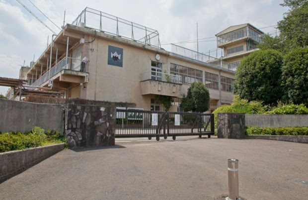 ガキの使い 笑ってはいけない科学博士 のロケ地は埼玉県狭山市立東中学校だった そうだ埼玉 Com