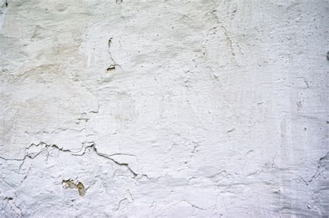 quelques etapes de la reparation des fissures de facades
