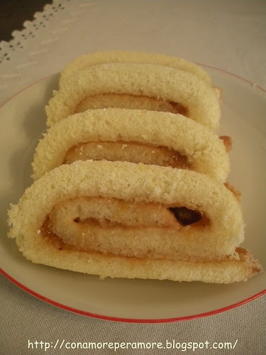rotolo alla marmellata fette
