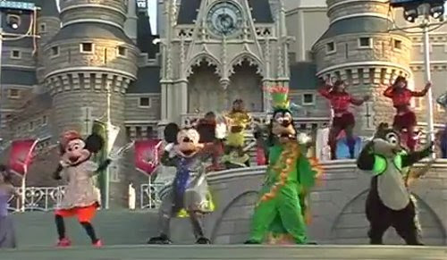 10年前の今日 ディズニーランドで開催された周年イベントを振り返る ディズニー裏話 雑学 トリビアが2 000話以上 ディズニーブログ じゃみログ