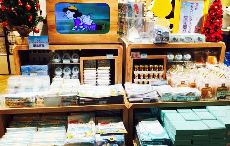 池袋サンシャインシティに Column Snoopy Co Jp 日本のスヌーピー公式サイト
