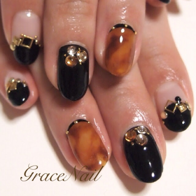 べっ甲ネイル Gracenail Gracenail のネイル ネイルクルー