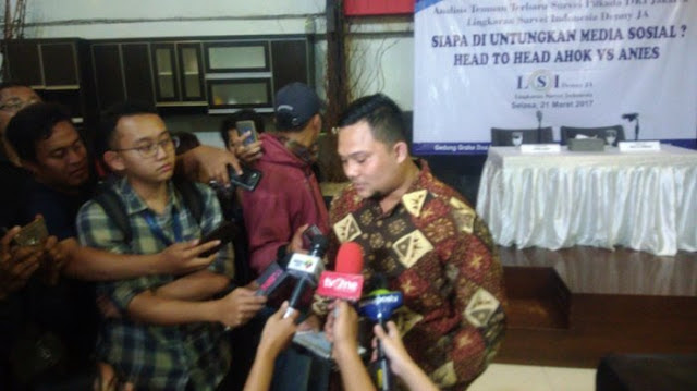 Survey LSI : Anies-Sandi Ternyata 'Hits' di Medsos http://ift.tt/20kt43r - Berita Terbaru Terkini Hari Ini - Pemilihan Gubernur dan Wakil Gubernur DKI Jakarta belum sepenuhnya selesai. Pemilukada putaran dua dijadwalkan akan digelar pada 19 April 2017 mendatang.