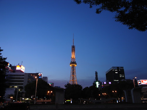 R8058825