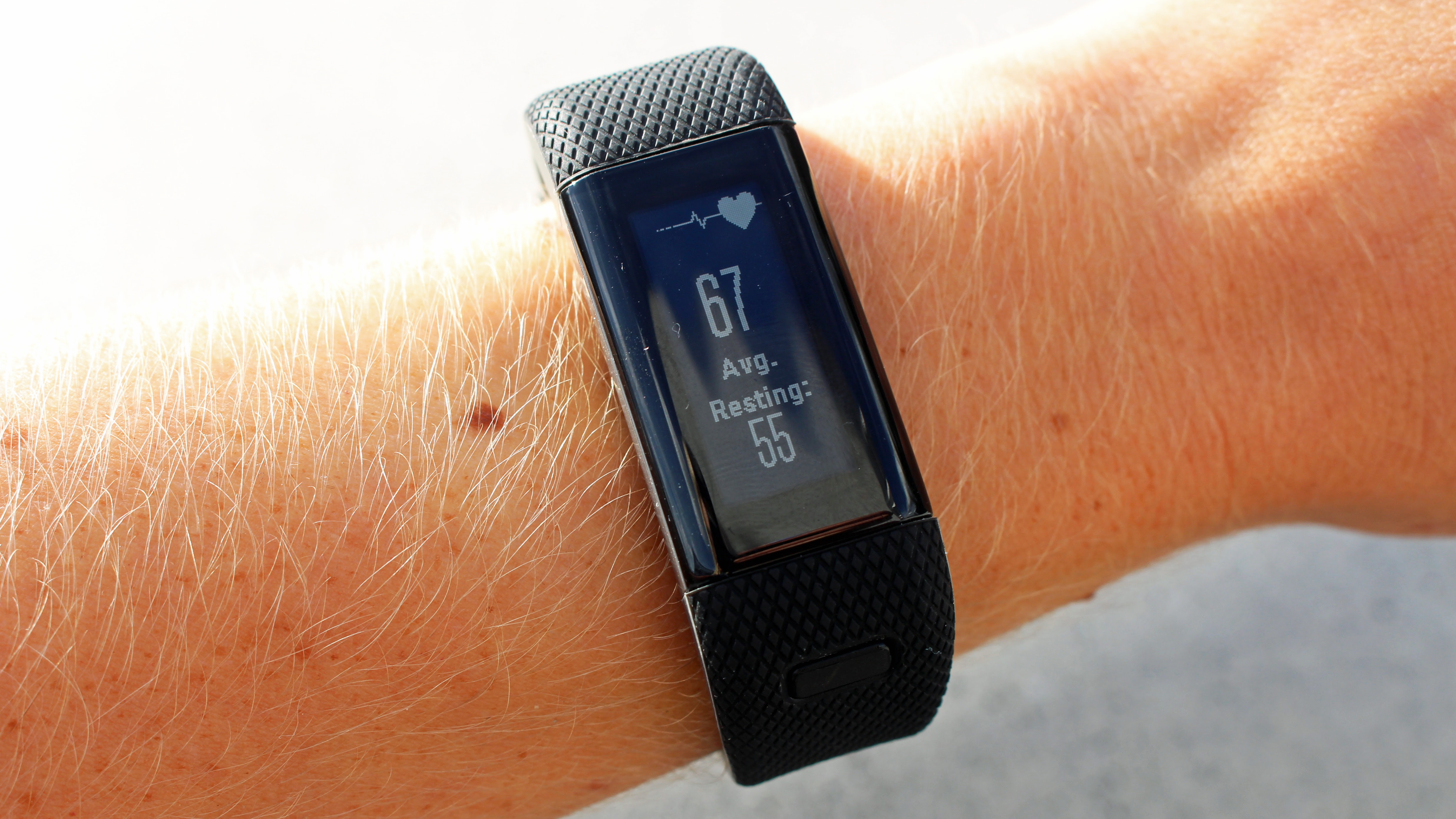 Garmin Vivosmart HR+ review