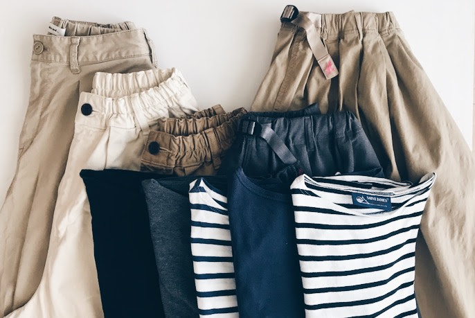 心に強く訴える少ない服 おしゃれ ブログ イラスト画像