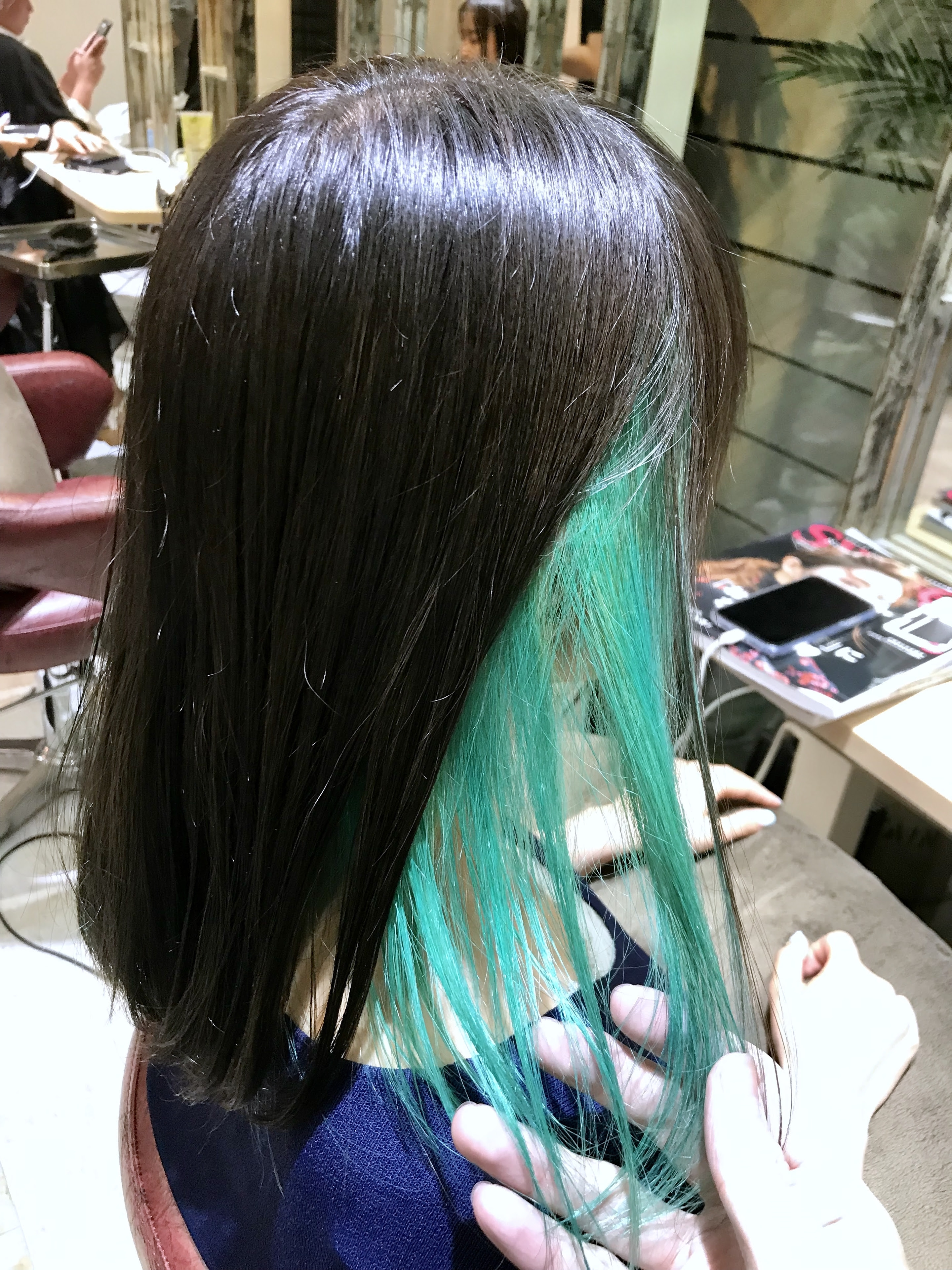 人気のインナーカラー 憧れの人気の髪色 髪型 アレンジ アッシュグレー ピンク 青 紫 緑 原宿 美容室 美容院 Sherry 原宿美容室