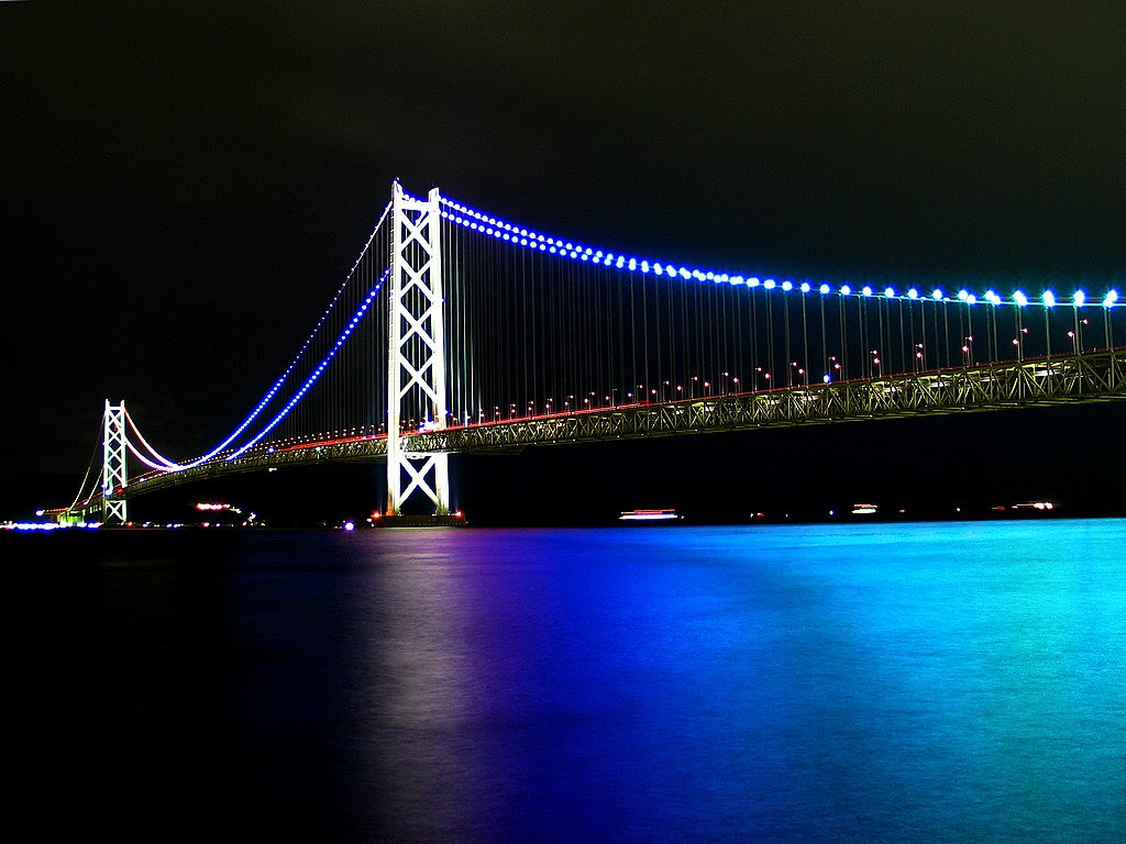 明石海峡大橋のライトアップと夜景 壁紙写真 兵庫と神戸の写真ブログ