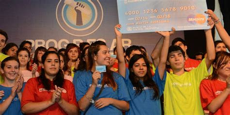 Las carreras de la universidad nacional de córdoba aplican a la línea de . Las transformaciones del Programa Progresar bajo la
