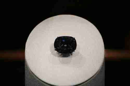 Η κατάρα του Μπλέ Διαμαντιού