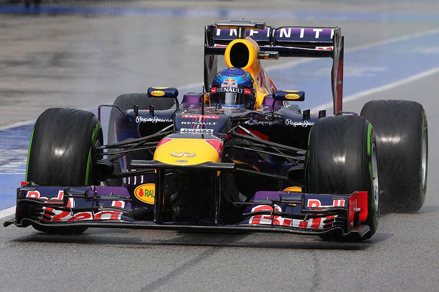 Vettel ficou com a pole para o GP da Malásia / Raymond Ho/AFP