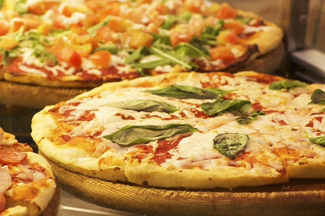 Pizza senza glutine | Farina di grano saraceno | Ricetta
