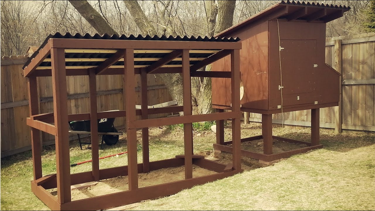 Easy to Clean Backyard Suburban Chicken Coop - YouTube