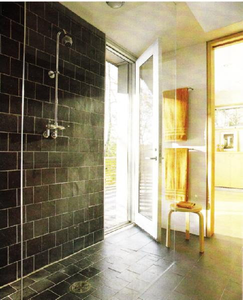 Black And White Tile Bathroom. Large black tiles on bathroom