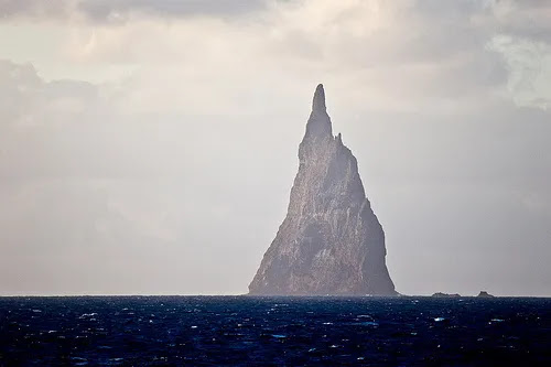 Balls Pyramid, Australia