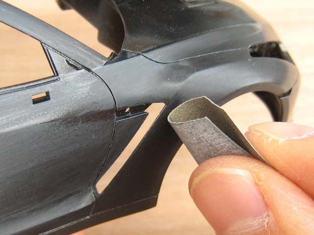 カーモデル バイクプラモデルの鏡面塗装方法