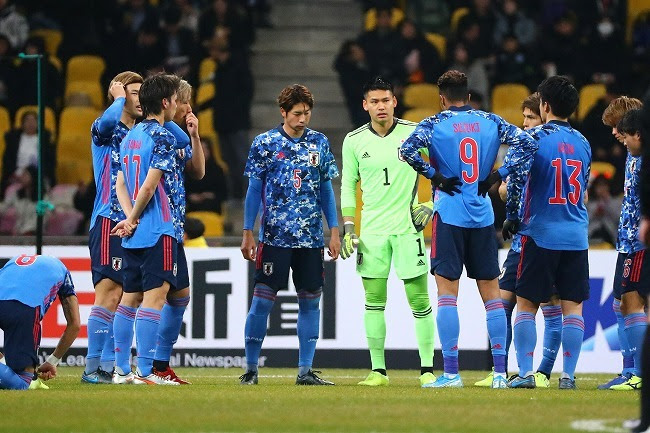 衝撃的に弱い 日本はすっからかん １点に泣き E １優勝を逃した森保ジャパンに国内ファンも落胆 サッカーダイジェストweb