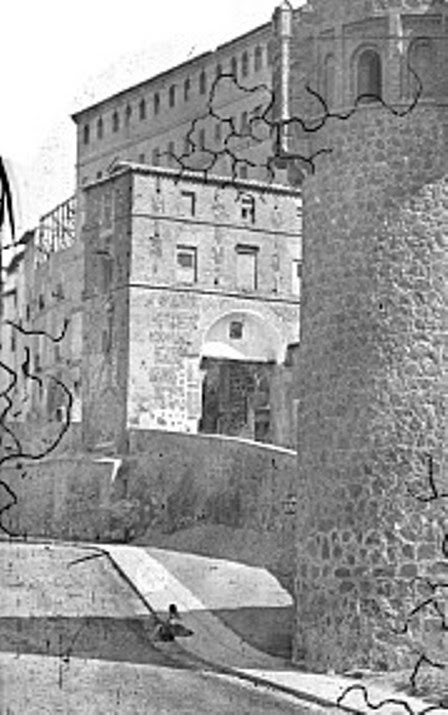Puerta de Alarcones en el el siglo XIX. Fotografía de Casiano Alguacil (detalle)