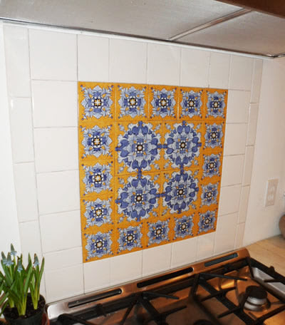 Cadiz Tiles Add Warmth to Maine Coastal Kitchen