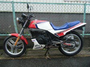 中古バイクパーツ販売専門店アイラブモーターhonda ホンダ Mbx125f Jc10 1008 車体から検索ヤフオクから中古 バイクパーツ販売専門店アイラブショップに移行します