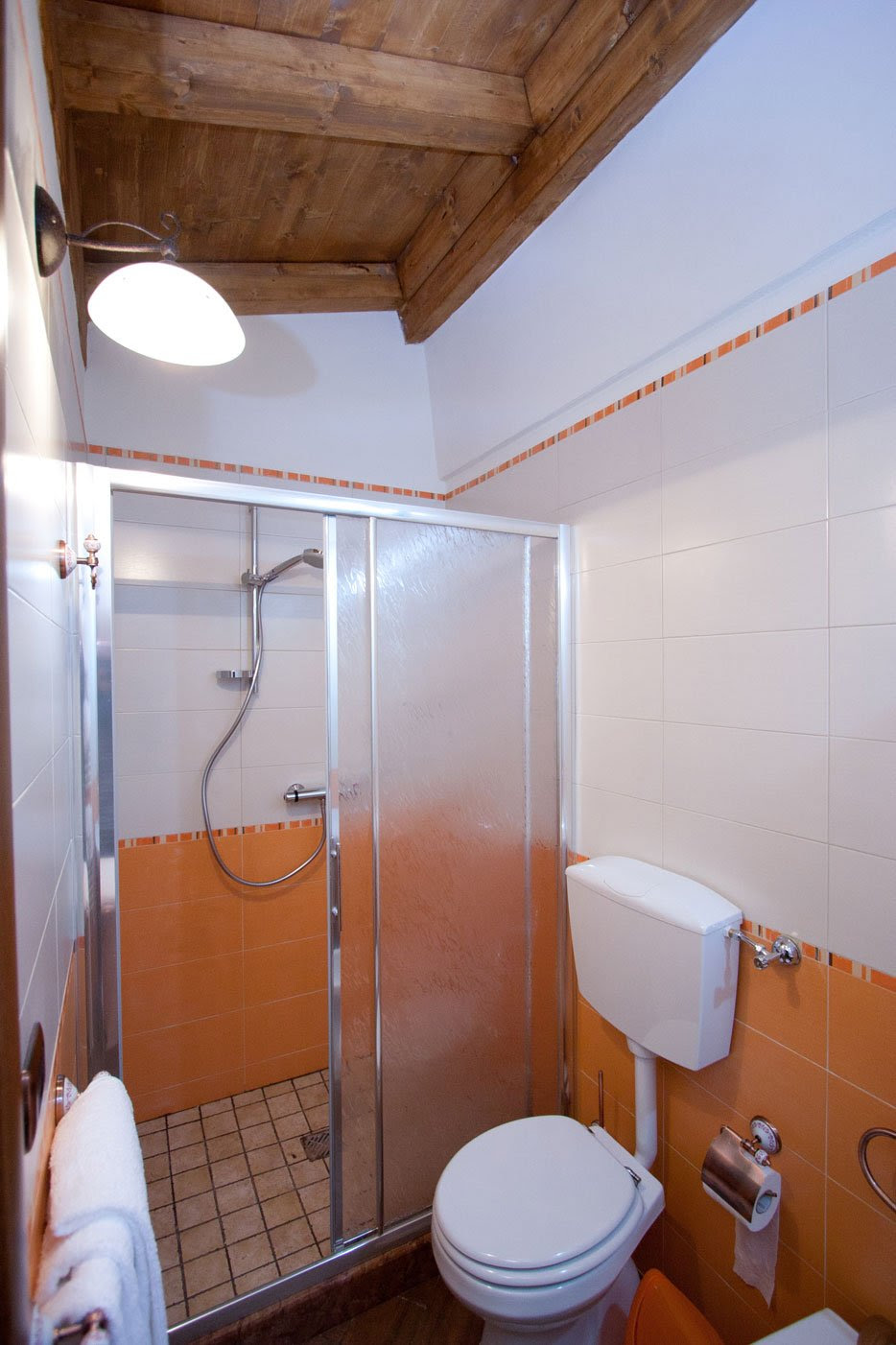 Bb Bed And Breakfast Palazzo Garibaldi A Genzano Di