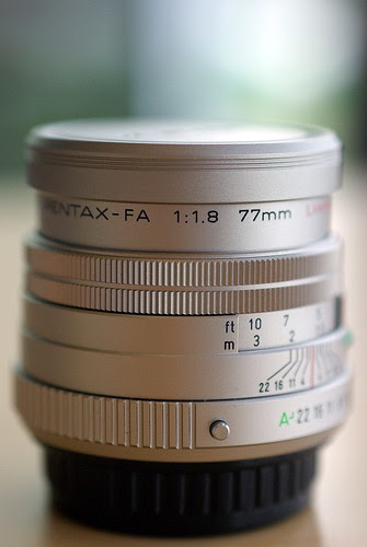 Pentax FA 77mm f/1.8 limited