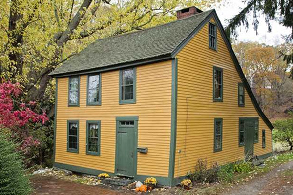 Colonial Homes for Sale -New England Real Estate Listings