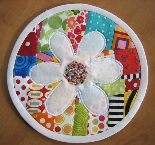 Daisy Mug Rug