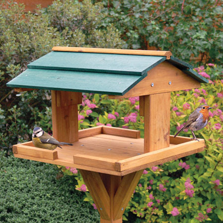 TRADITIONAL FREE STANDING WOODEN WILD BIRD TABLE FEEDER 