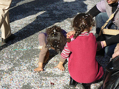 ramassage des confettis