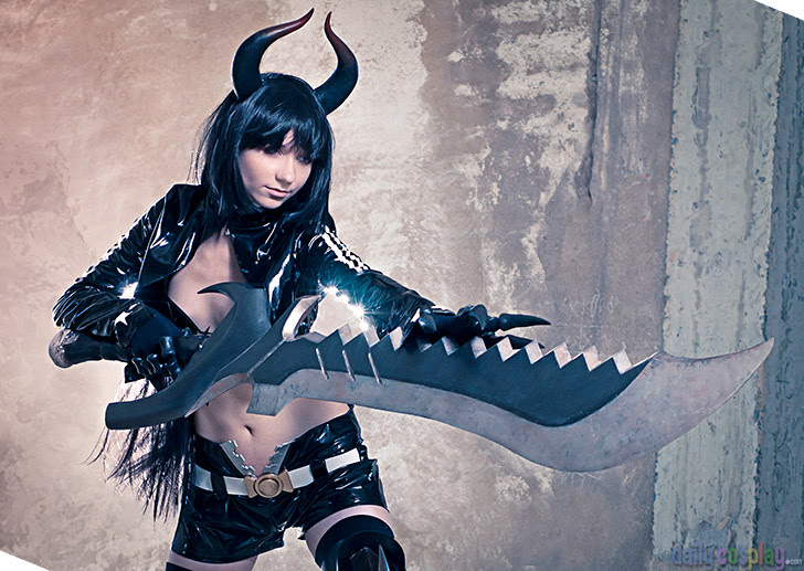 Black Gold Saw From Black Rock Shooter Daily Cosplay Com